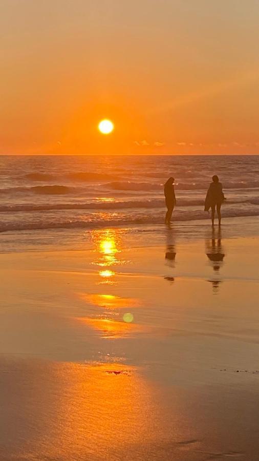 Rock'S Beach Spot Front Costa da Caparica Bagian luar foto